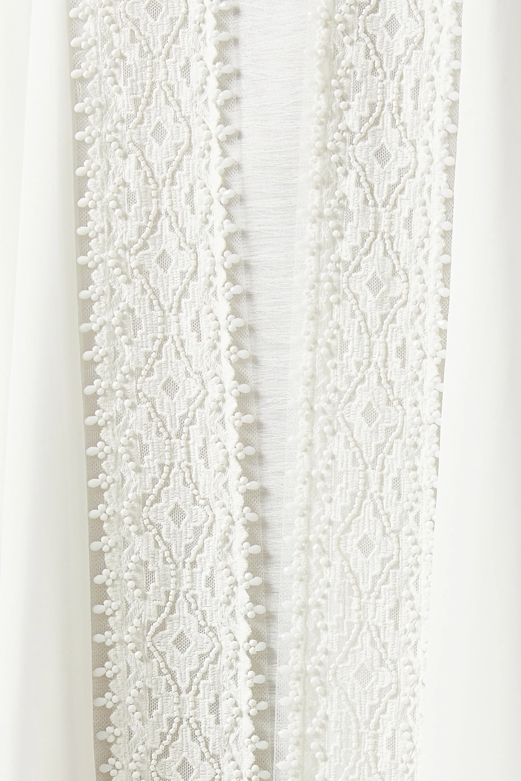 عباية مطرز بالخرز - الصورة 4