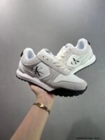 حذاء سي كي ثلاثة ألوان