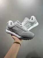 ⁦حذاء سي كي ثلاثة ألوان⁩ - الصورة ⁦2⁩