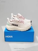 ⁦حذاء هوكا⁩ - الصورة ⁦3⁩