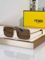 ⁦نظارة شمس FENDI نسائي⁩ - الصورة ⁦3⁩