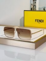 ⁦نظارة شمس FENDI نسائي⁩ - الصورة ⁦6⁩