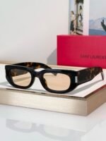 نظارة شمس Saint Laurent