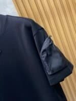 ⁦تيشيرت برادا أبيض قطن مع لوقو⁩ - الصورة ⁦7⁩