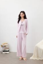 ⁦بجاما قطن ناعم ثلاث قطع مع حمالات صدر خامة ممتازة⁩ - الصورة ⁦7⁩