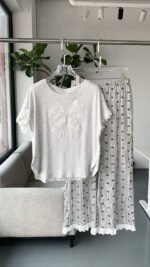 ⁦بجاما قطن ناعم ثلاث قطع مع حمالات صدر خامة ممتازة⁩ - الصورة ⁦5⁩